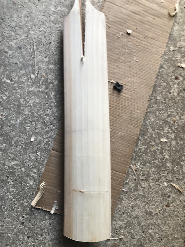 CEEB81F6-F718-4D9E-B324-23F0AA701625