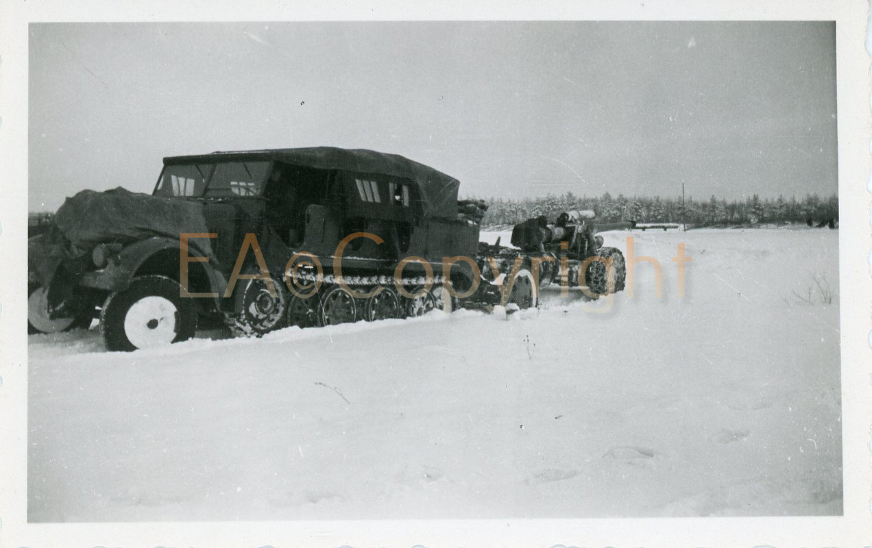 Kämpfe Halbkette Fahrzeug Sd.Kfz. Foto2