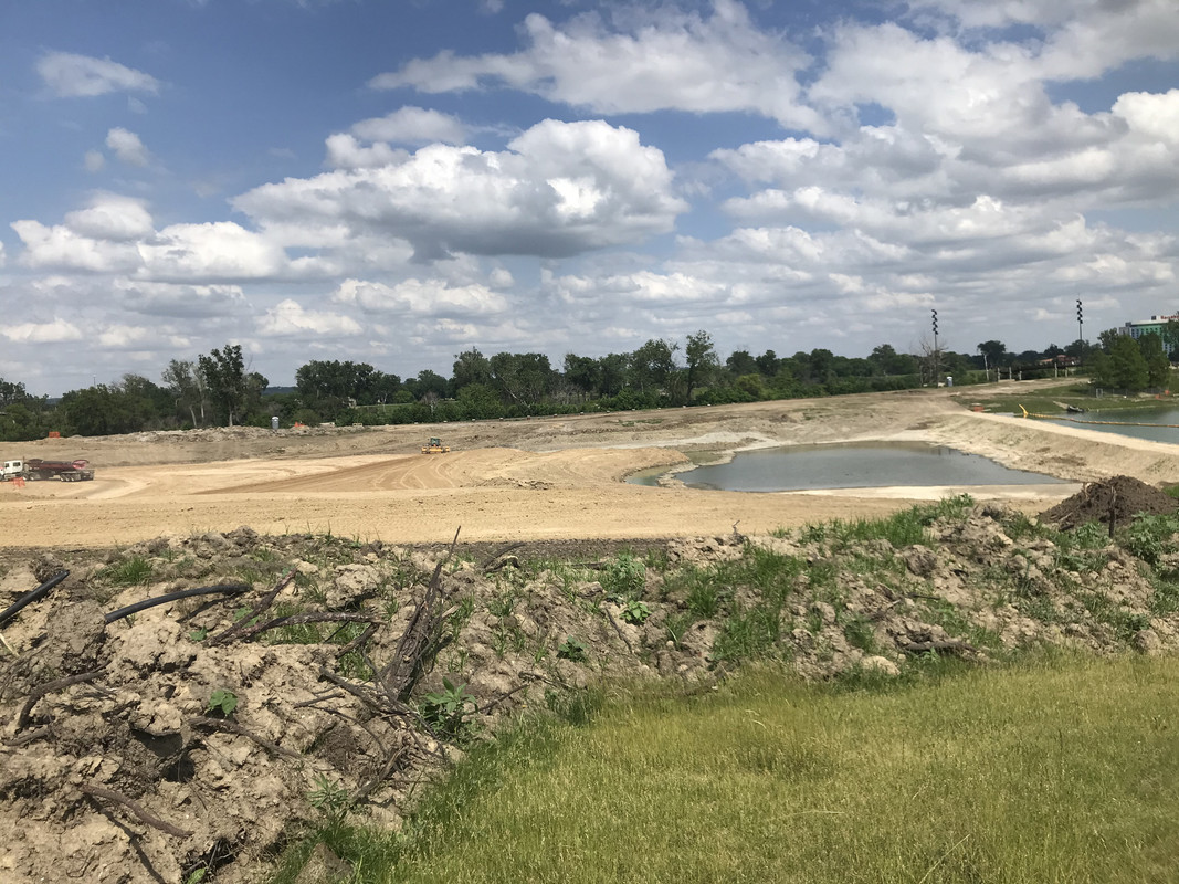 EC2BEFB7-4ABF-4BDA-8FC8-0AF09EEE8AEC