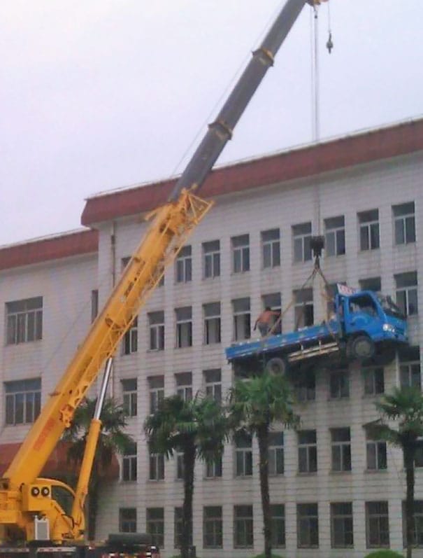 workplace-safety-fails-men-accident-waiting-to-h