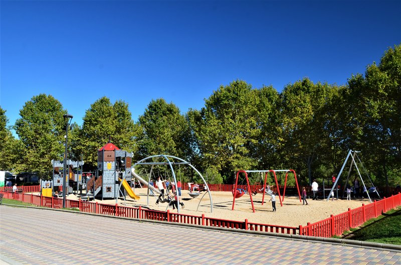 PARQUE EUROPA-2010/2015/2021-MADRID - Paseando por España-1991/2017 (172)