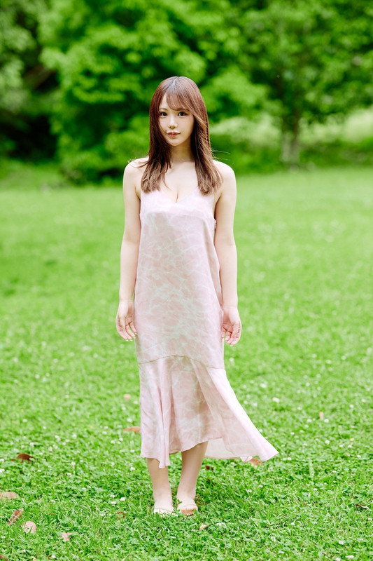 Japanese Idol Hono Watanabe Weekly Post Digital Photo Book Meloious J cup Miss KON com 003