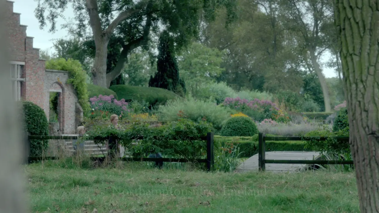 The.White.Queen.S01E01.Innamorata.del.re.1080p.BDMux.ITA.ENG.DDP5.1.DTS.x264-BlackBit[screenshot 1]