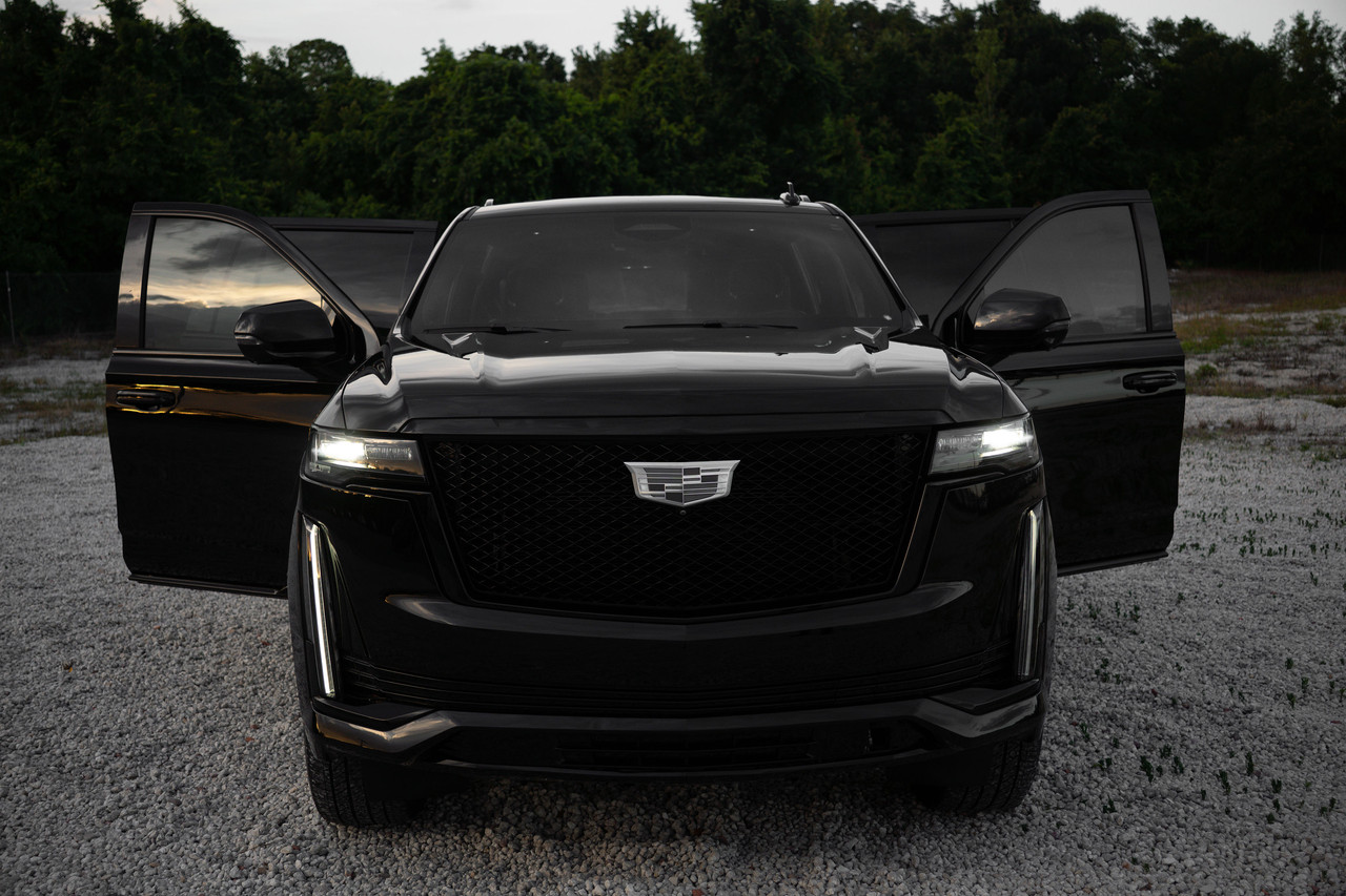 Cadillac Escalade View 1
