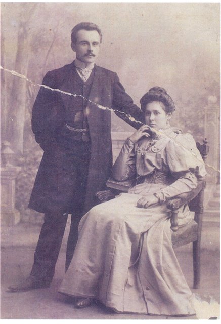 ОВЧАРЕНКОВЫ СТЕПАН ТРОФИМОВИЧ и ЕЛИЗАВЕТА СТЕПАНОВНА (в девичестве ЗВЕРЕВА).2