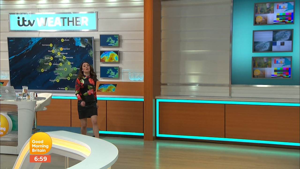 01.24 - 06.00.00 - Good Morning Britain. Britain's weekday breakfast ....ts_snapshot_05.30.435