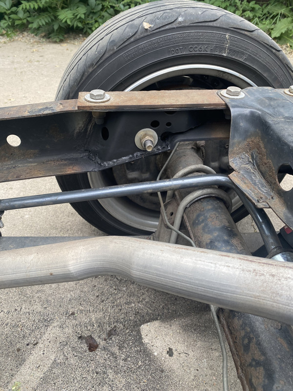 D8552EBD-4F85-416B-A0AC-3B4945E17899