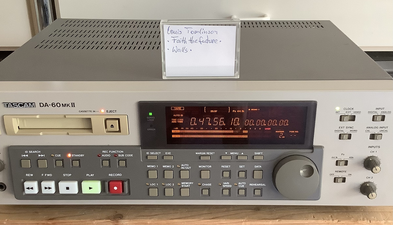 A2FA65F0-6FF6-464E-BE13-FD57EA3D9DDB