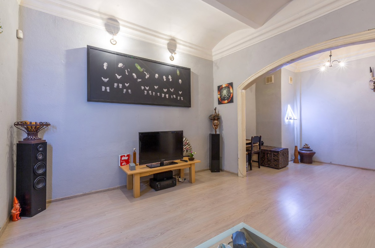 85B431BB-B3A9-479A-8108-3795D1AE07A7