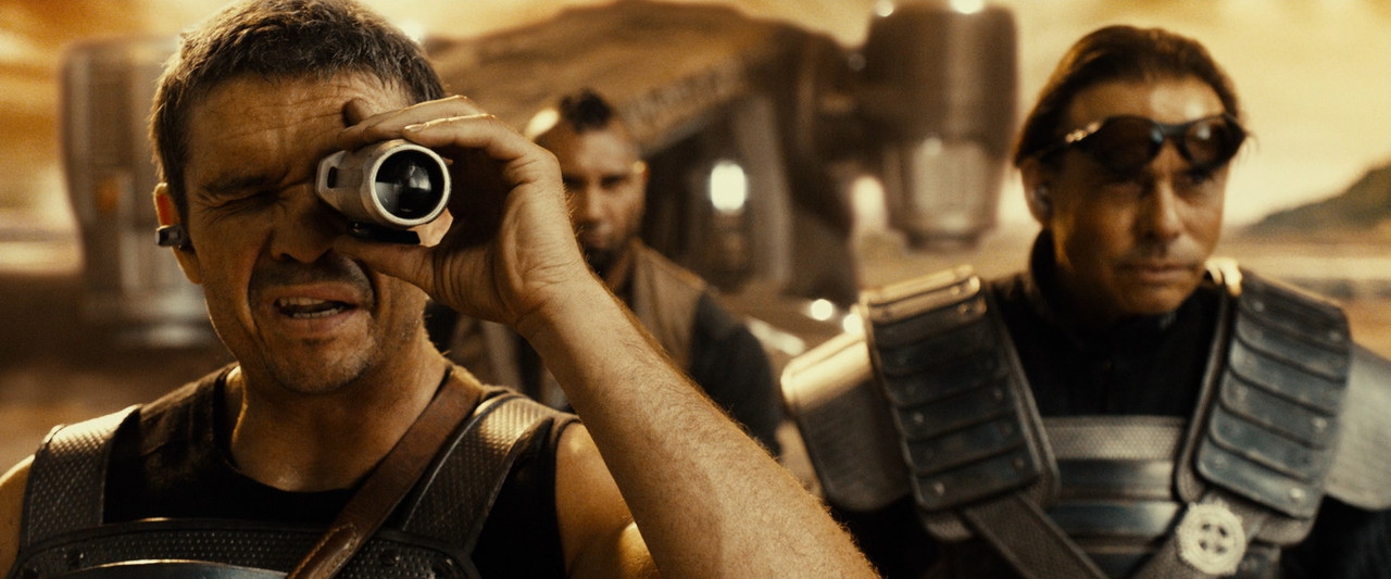 Riddick (2013) DC.mkv_snapshot_01.00.12_[2018.03.31_08.07.18]