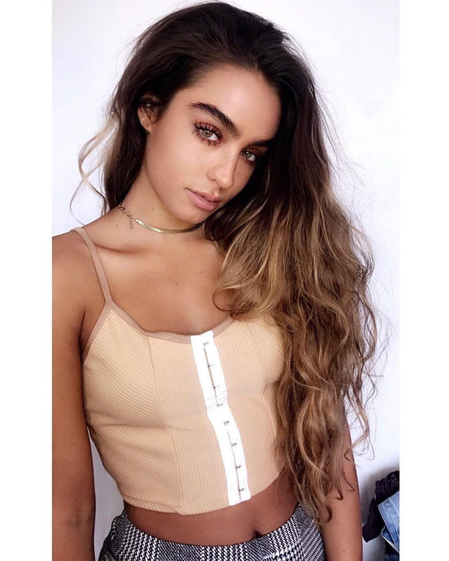 Sommer Ray ✅