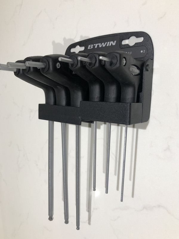 E8E6027B-BF45-489F-9977-24366D8158E8