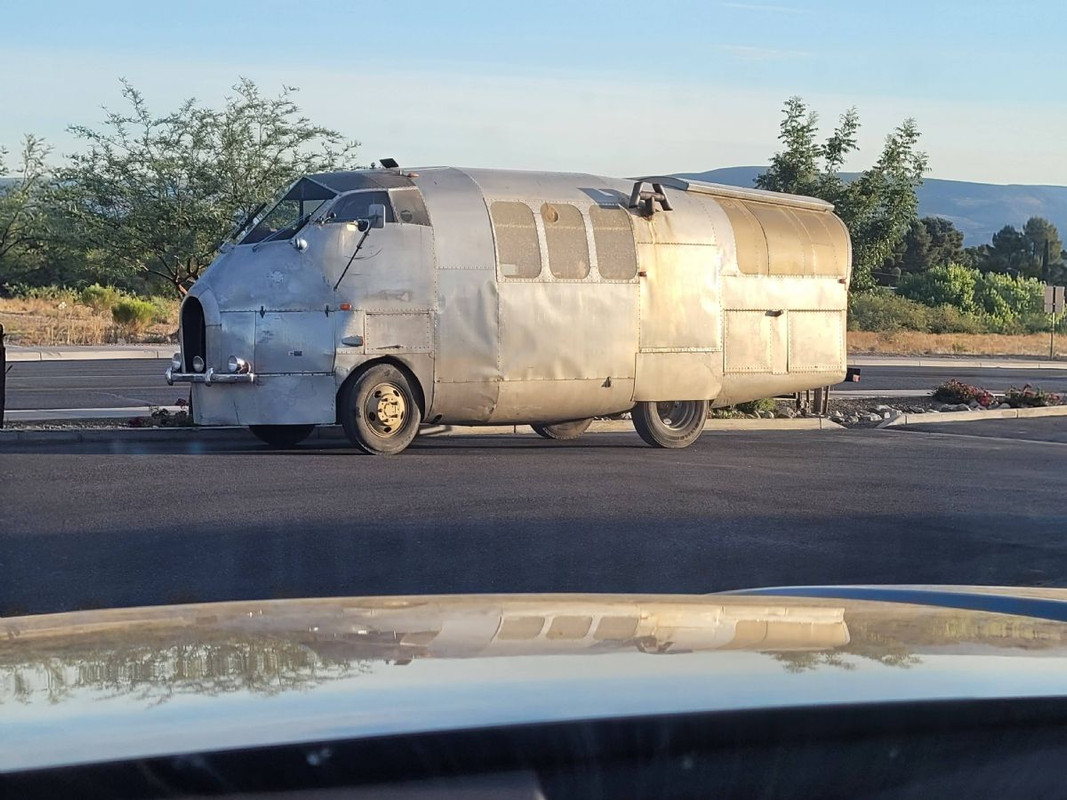 9FC30BEF-643D-4877-95CC-239FEED7B258