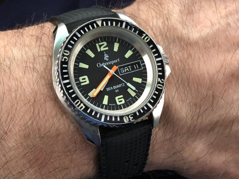 https://i.postimg.cc/kGsgPb21/Chronosport-Sea-Quartz.jpg