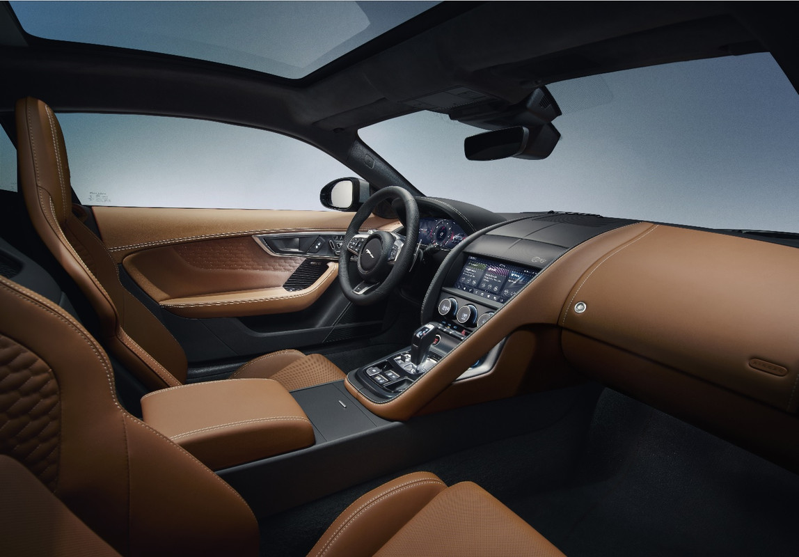 Jag_F-TYPE_21MY_Image_Studio_Interior_SiennaTan_02.12.19_01_2