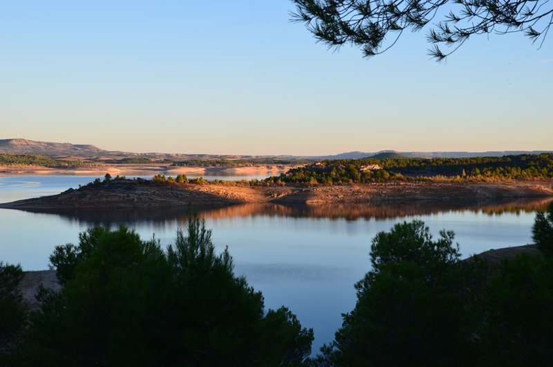 PRESA Y EMBALSE DE BUENDIA-7-11-2015-GUADALAJARA - Paseando por España-1991/2016 (18)