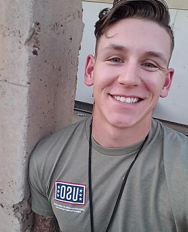 6F570FB2-39BF-466B-B71B-A860DD38A60A