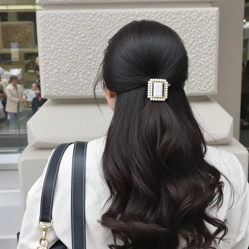 Vintage Vogue: The Allure of Old Money Hair - old money brunette hair
