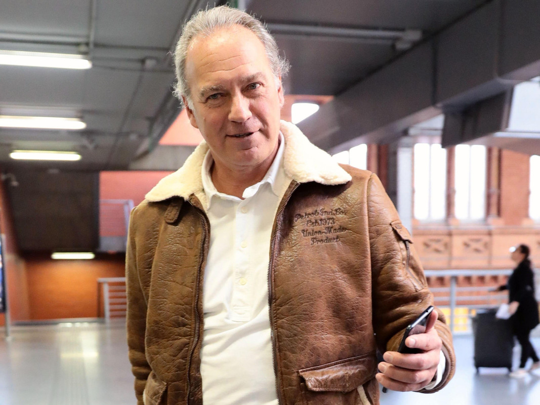 europapress-1797620-bertin-osborne-celebra-su-64-cumpleanos-en-sevilla-junto-a-su-familia