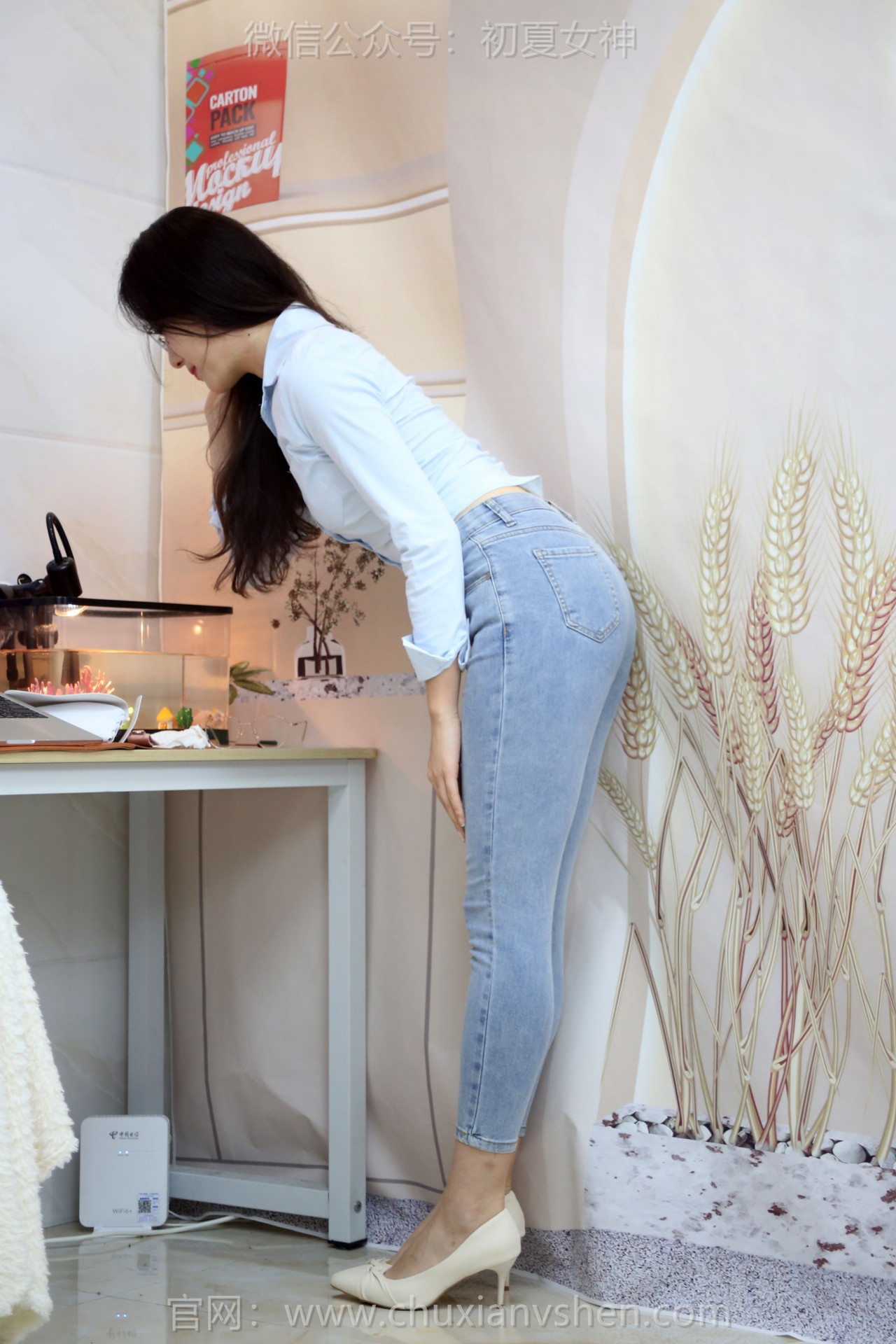 夏小小nude《初夏女神》写真，室内的，清新与优雅的双重享受插图9