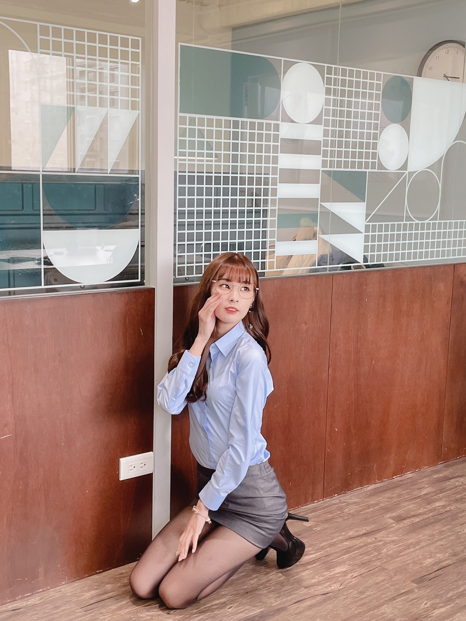 泥泥汝 OL 女郎 B 主题 写真＋视频合集｜高人气职业风作品（350P｜12V｜840MB）插图4