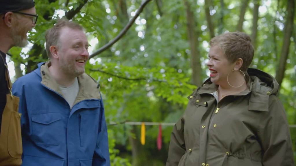 [Image: k2v34uwtzf8a.jpg]