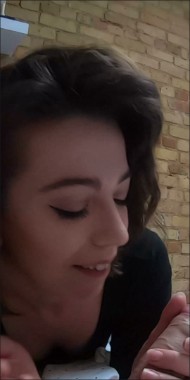 [Image: 1Face015179223846.jpg]