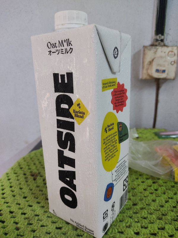 air-kotak-oatside.jpg