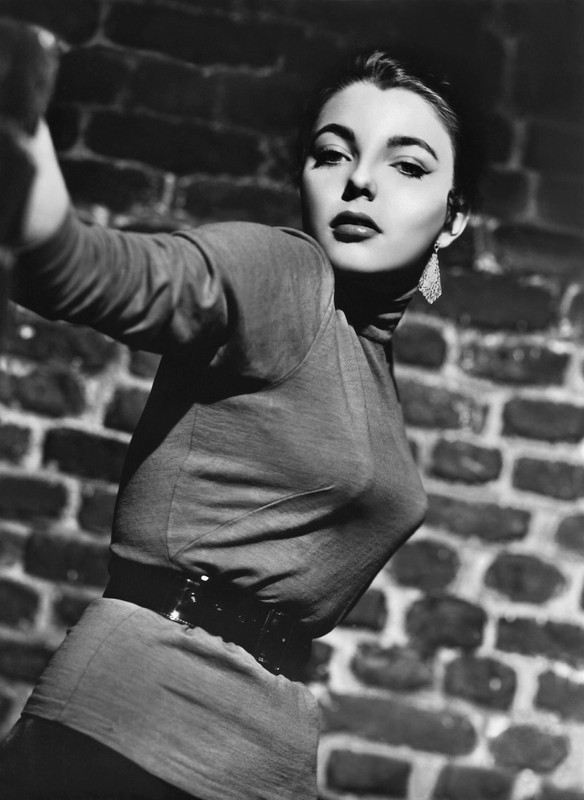 Joan_Collins_d08