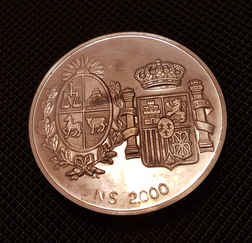 Uruguay •1983• 2000 Nuevos Pesos - Visita Reyes de España •Ensayo en plata Piedfort• 20210907-201519