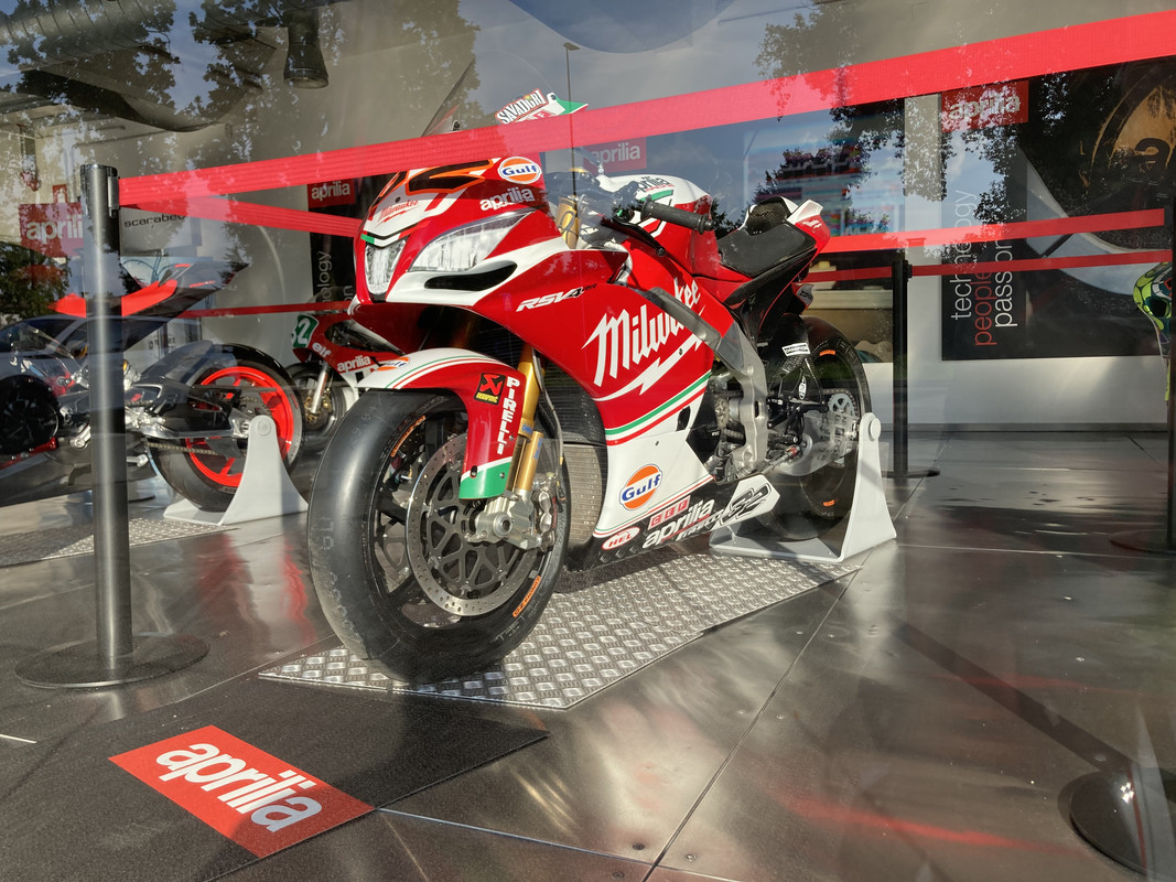 147A7F13-2881-42B4-BBE0-CCA7CC93A013