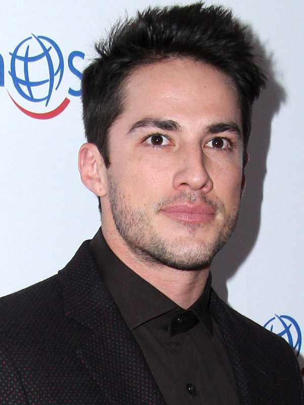 candice king and michael trevino in answer #1444614