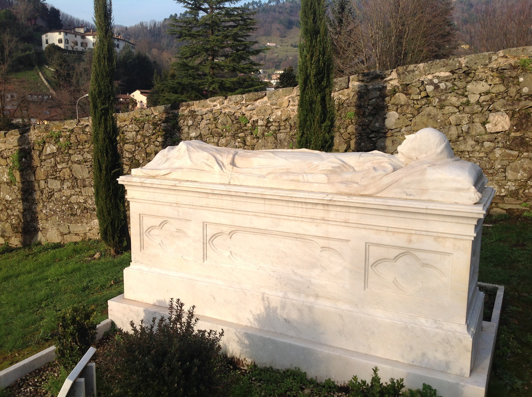 III_Cimitero_Inglese,_Bagni_di_Lucca,_Italia_2_(2)