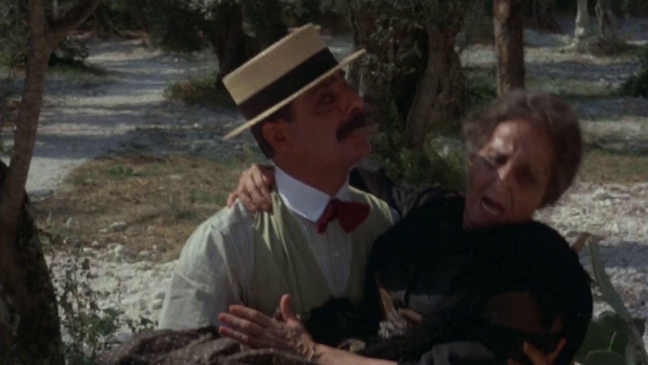 Blood-Feud-1978-Hindi-English-Blu-Ray-720p-x264-AVC-AAC-2ch-ESub-mkv-0003