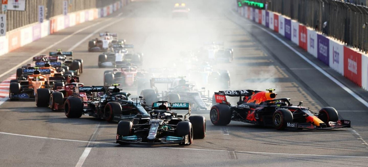 Checo Pérez podría repetir su triunfo en el Gran Premio de Azerbaiyán