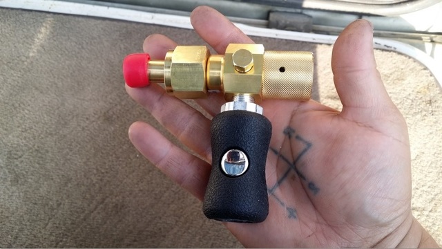 CO2tank2.jpg