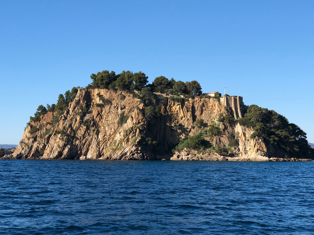 73BDFFDD-655F-4748-9AEA-290CC47E1740