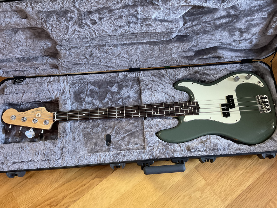 28F8D214-9915-4369-ADAA-4E1D7365FE0C