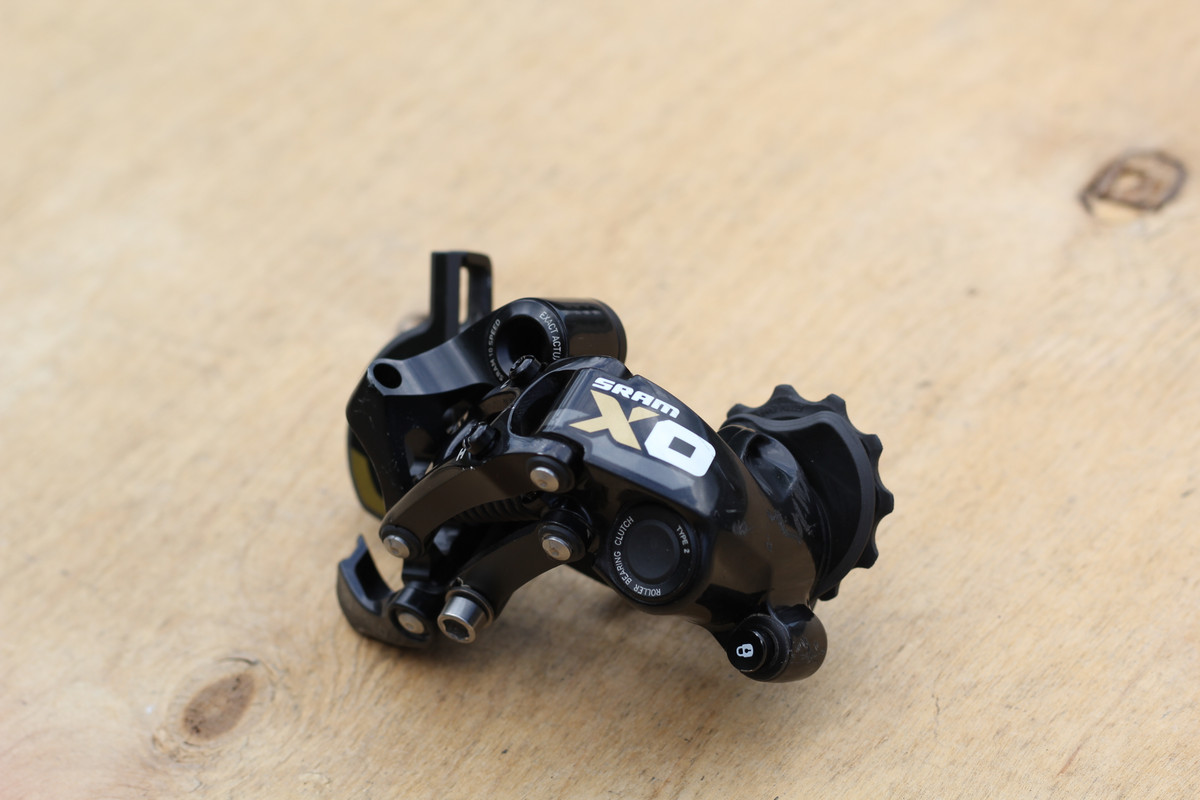 E88-B9999-542-D-4-D0-C-9887-241-B6-DA6-F