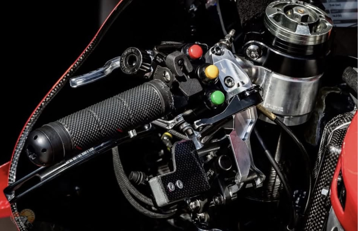 F1CA3074-7CF2-4CBE-9E13-35EEF5C3948B