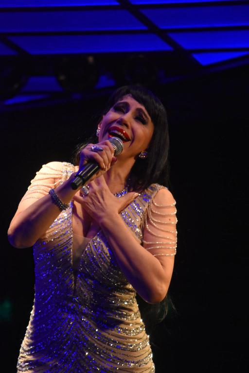 В джазе только девушки или аргентинско-бразильский калейдоскоп В джазе только девушки или аргентинско-бразильский калейдоскоп