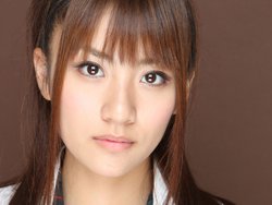 https://i.postimg.cc/kMHbk30F/Minami-takahashi.jpg