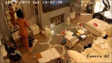 [Image: Voyeur52525103821.jpg]