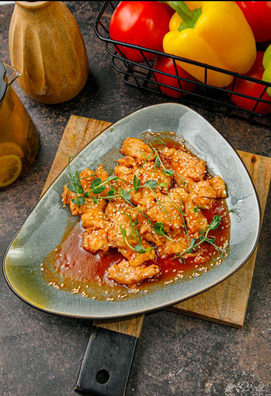 Филе курочки в кисло-сладком соусе (300г)