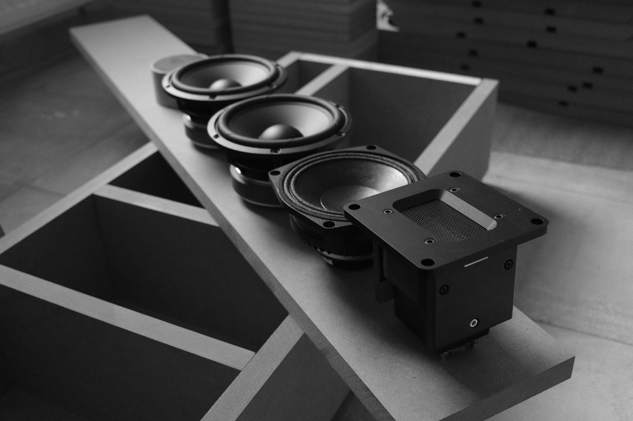 [Image: IMG-4815-BW-comp60.jpg]