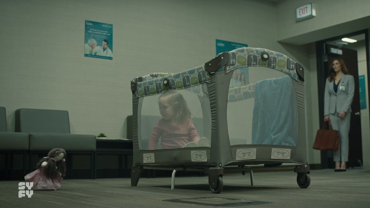 Agenzia.Roman.Case.Infestate.Vendesi.S01E01.720p.WEBMux.ITA.ENG.x264-BlackBit[screenshot 8]