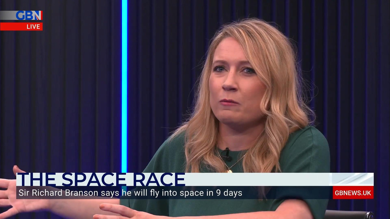 Space race Branson and Bezos will fly to space.mp4_snapshot_03.28_[2021.07.02_23.12.14]