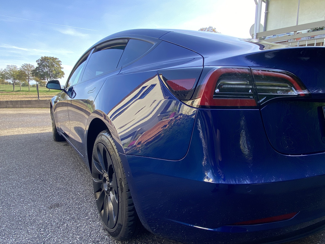 3F7AE4EF-924E-456A-A8E3-BE9F3584FC9D