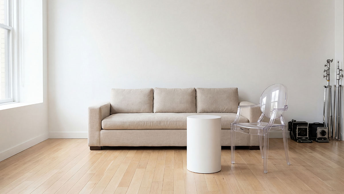 Минималистичная фотозона в скандинавском стиле: светлые тона и четкие линии