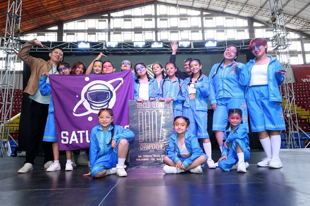 Foto de grupo Satu Dance